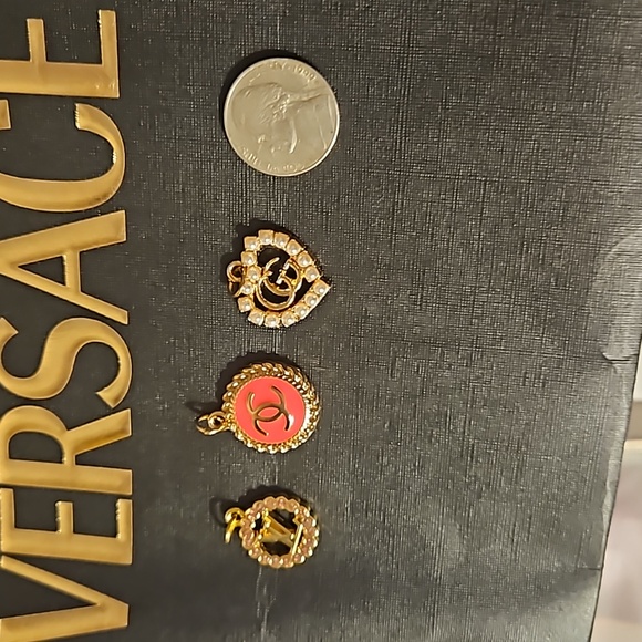 Winner's Choice - 1 !! Authentic Luxury zipper pull charms /pendant charms - Picture 8 of 9